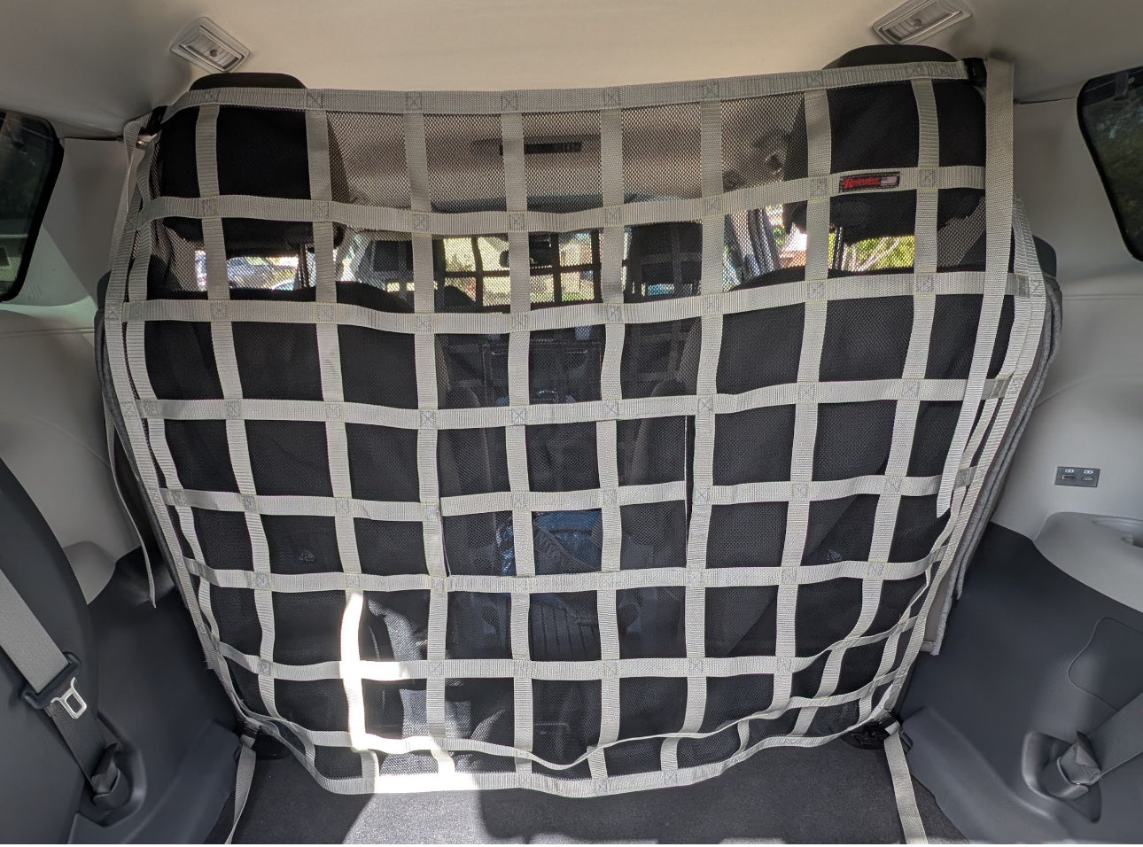 2011 - 2020 Toyota Sienna Behind 2nd Row Seats Rear Barrier Divider Net-Raingler