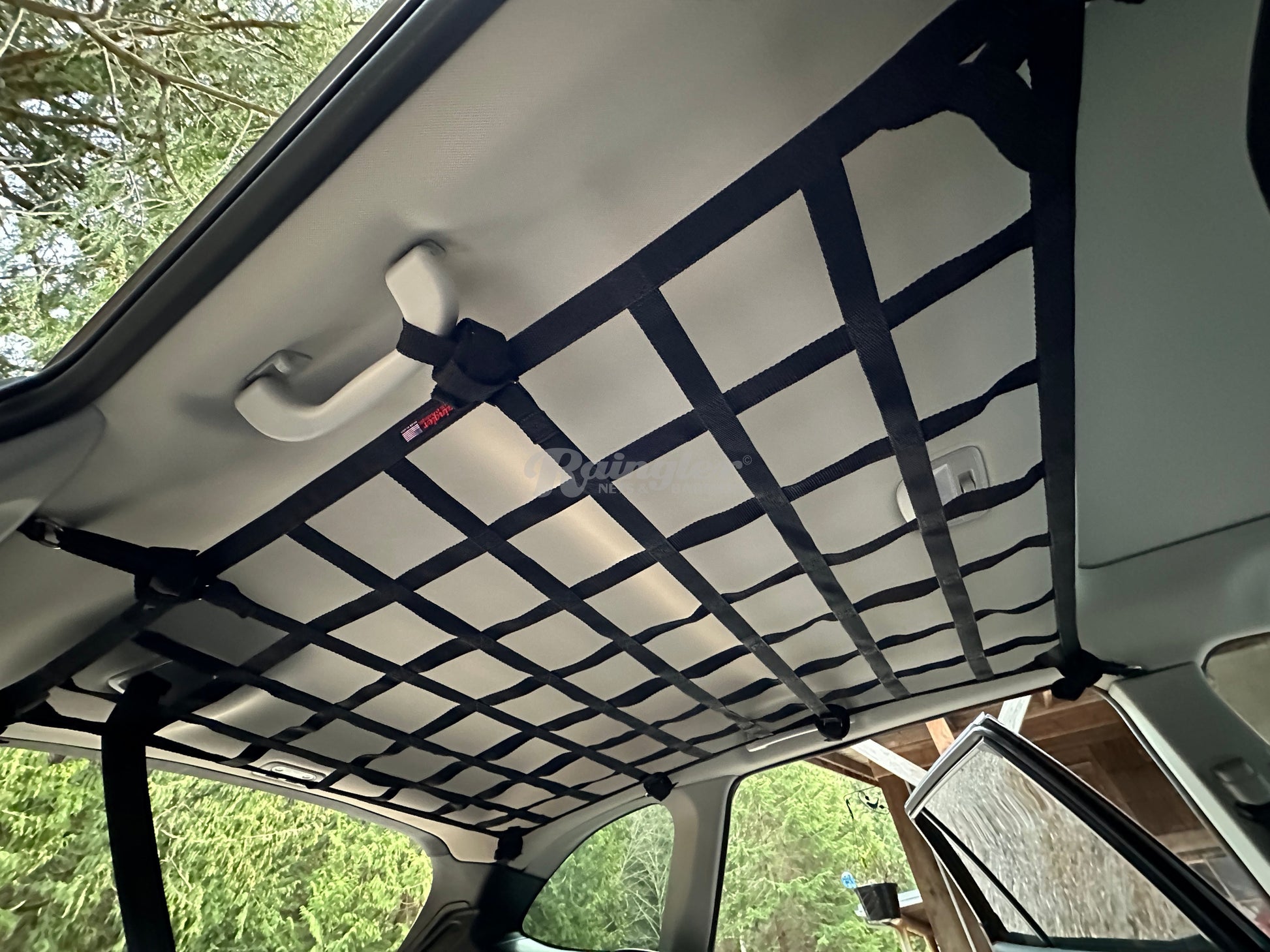 2026 - Newer Subaru Outback Full Ceiling Attic Net-Raingler